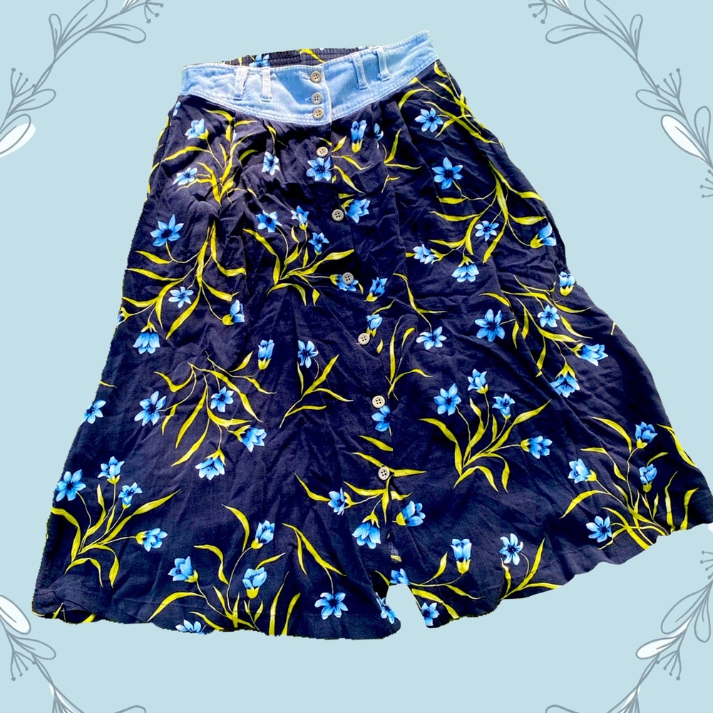 Capacity Petites skirt Y2K